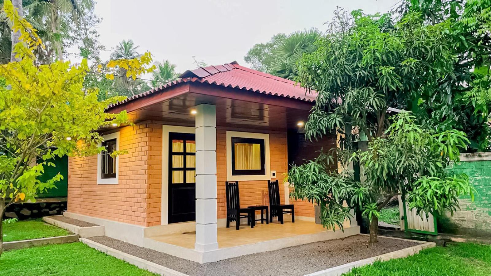 Airport Eco Cottage Katunayaka Екстериор снимка