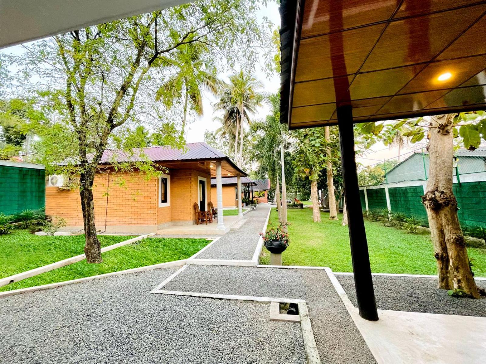 Airport Eco Cottage Katunayaka Екстериор снимка